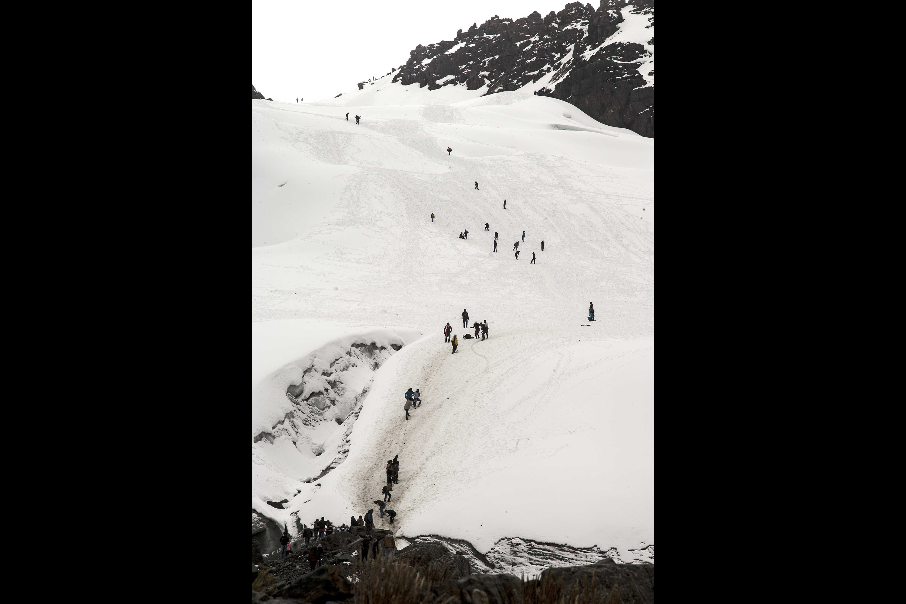 QOYLLURIT'I 25 QOYLLURIT'I 25